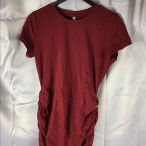 MISSUFE SHORT SLEEVE FITTED T-SHIRT DRESS, BURGUNDY